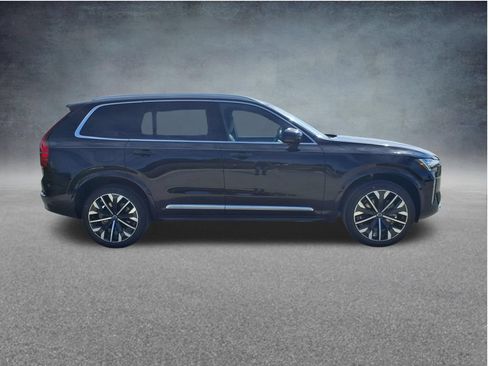New 2026 Volvo XC90 B5 Plus w/ Protection Package Premier AWD/4WD image 8