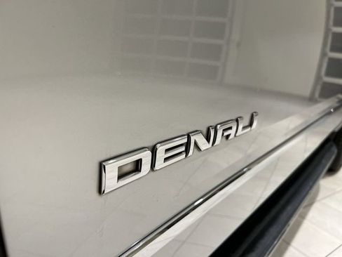 Used 2020 GMC Yukon XL Denali w/ Open Road Package RWD image 29