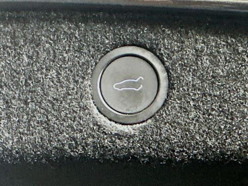 Used 2025 Tesla Model 3 Long Range RWD image 29