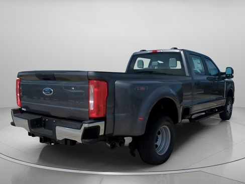 New 2026 Ford F350 XL w/ XL Chrome Package image 29