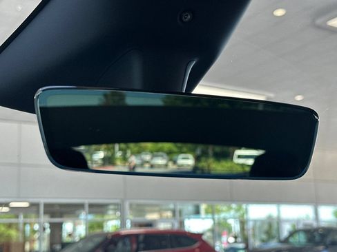 Used 2023 Tesla Model Y Long Range AWD/4WD image 25