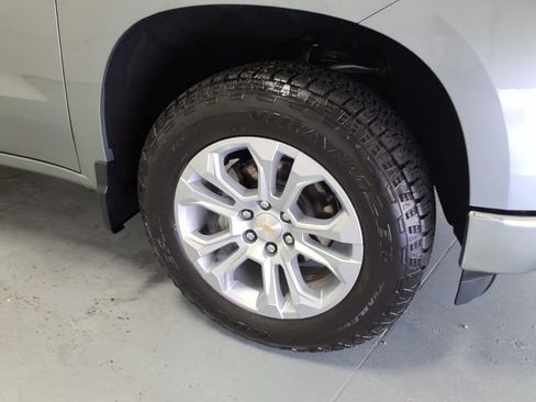 Used 2026 Chevrolet Silverado 1500 LTZ AWD/4WD image 9