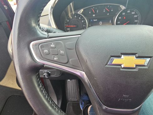 Used 2019 Chevrolet Equinox LT FWD image 11