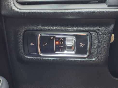 Used 2023 Lincoln Corsair FWD w/ Equipment Group 101A image 21