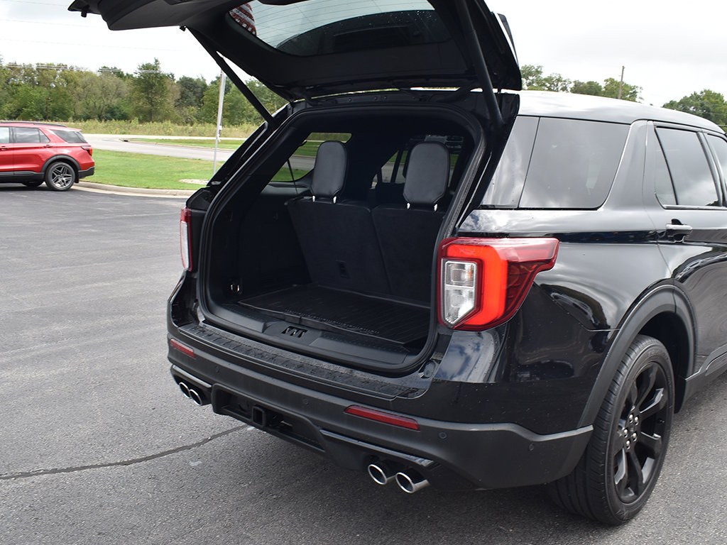 Used 2021 Ford Explorer ST w/ ST Street Pack AWD/4WD image 33
