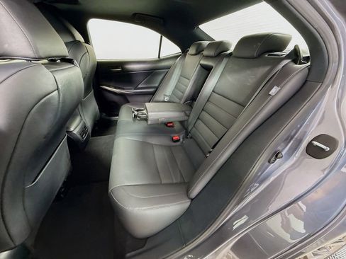 Used 2019 Lexus IS 300 F Sport w/ F Sport Package RWD image 26