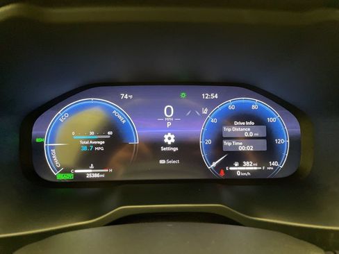 Used 2025 Toyota RAV4 XSE w/ Advanced Technology Package AWD/4WD image 13