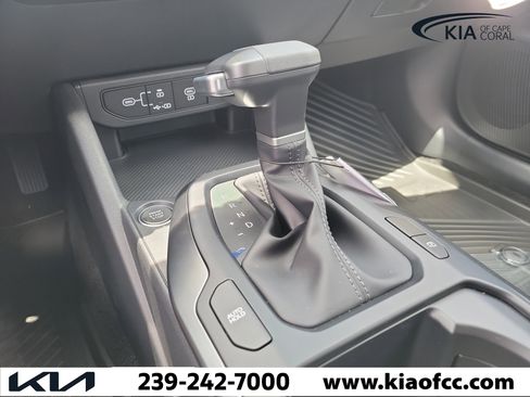New 2026 Kia K4 FWD image 30