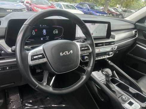 Used 2024 Kia Telluride S FWD image 20