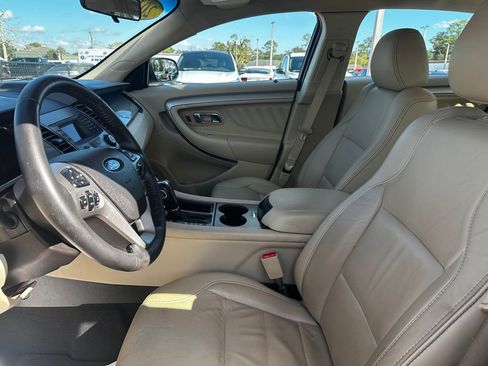 Used 2019 Ford Taurus SEL image 26
