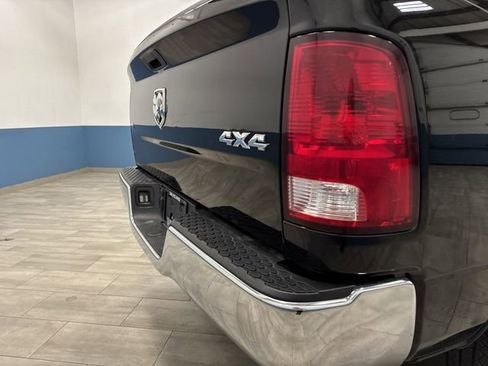 Used 2022 RAM 1500 Classic SLT image 30