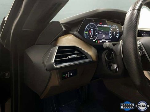 Used 2022 Audi e-tron GT Premium Plus image 16