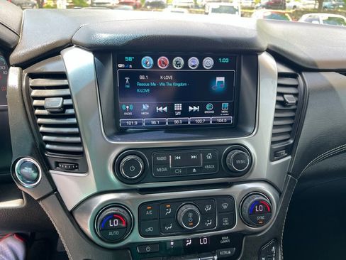 Used 2019 Chevrolet Suburban Premier w/ Premier Plus Edition AWD/4WD image 43