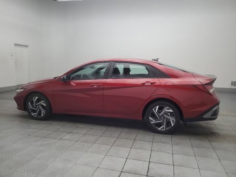 Used 2025 Hyundai Elantra Sport FWD image 3