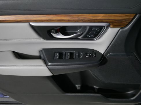 Used 2017 Honda CR-V Touring image 19
