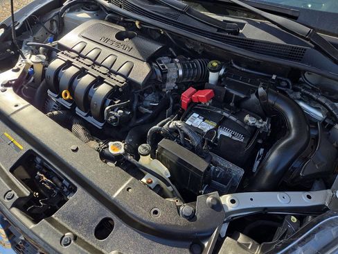 Used 2016 Nissan Sentra S image 13