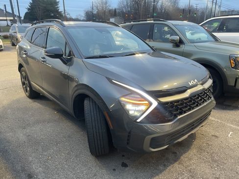 Used 2024 Kia Sportage X-Line w/ X-Line Premium Package image 3