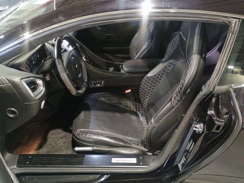 Used 2014 Aston Martin Vanquish Coupe image 26