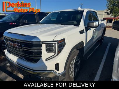 Used 2022 GMC Sierra 1500 SLT w/ SLT Convenience Package