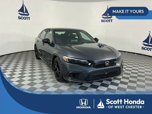 Used 2023 Honda Civic Sport image 1