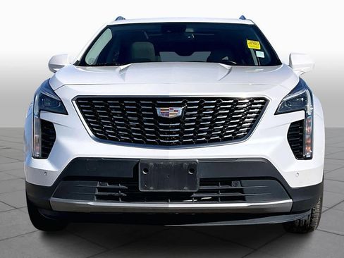 Used 2019 Cadillac XT4 Premium Luxury image 4