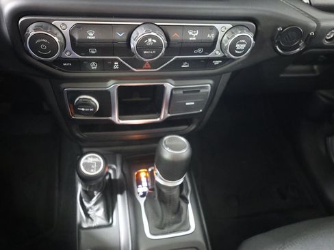 Used 2023 Jeep Gladiator Sport w/ Trailer Tow Package image 17