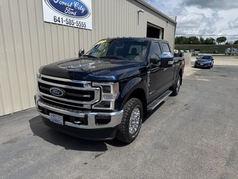 Used 2022 Ford F250 Lariat w/ Lariat Ultimate Package AWD/4WD image 2
