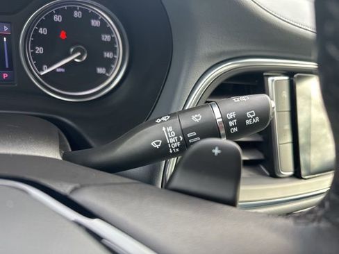 Used 2023 Buick Enclave Essence w/ Experience Buick Package image 20