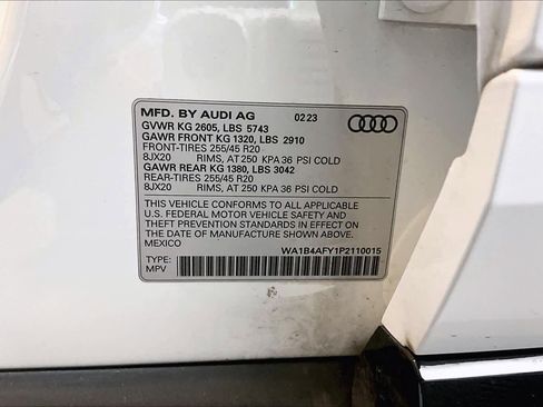 Certified 2023 Audi SQ5 Premium Plus w/ Premium Plus Package AWD/4WD image 33