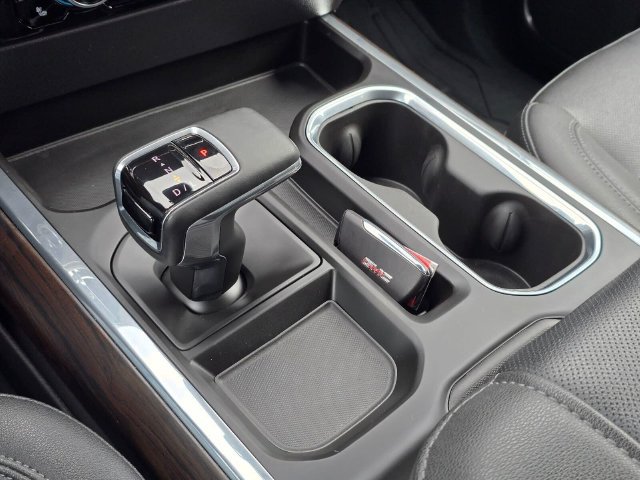 Used 2023 GMC Sierra 1500 SLT w/ SLT Premium Package AWD/4WD image 29