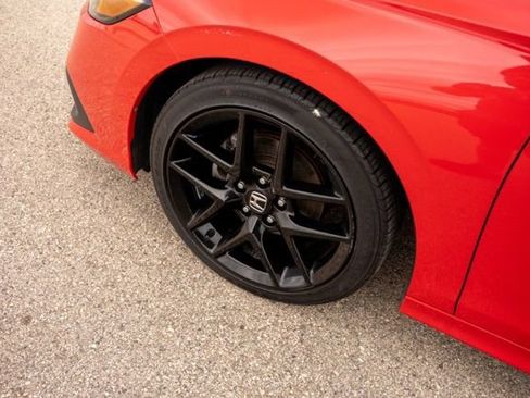 Used 2024 Honda Civic Sport image 11