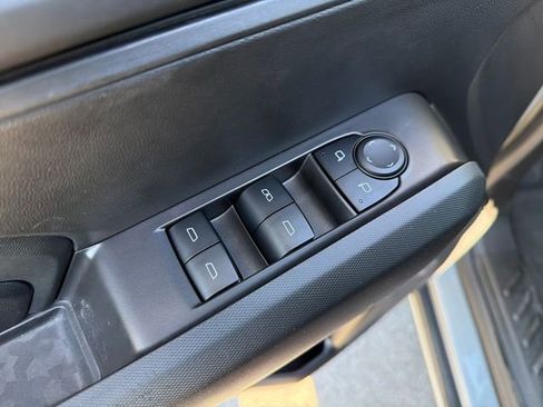 Certified 2025 Chevrolet Colorado Trail Boss AWD/4WD image 17