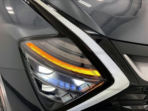 Used 2024 Kia Sportage EX image 37