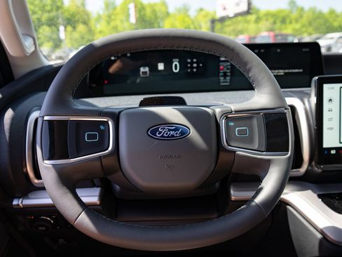 New 2026 Ford Expedition Max Active AWD/4WD image 30