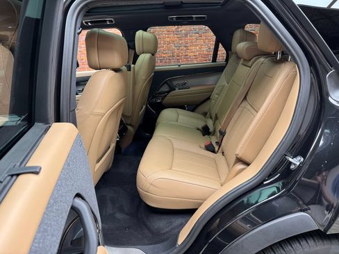 Used 2024 Land Rover Range Rover Sport SE AWD/4WD image 22