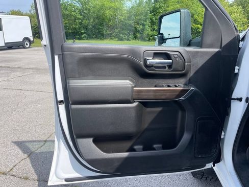 Used 2023 Chevrolet Silverado 2500 LT AWD/4WD image 14