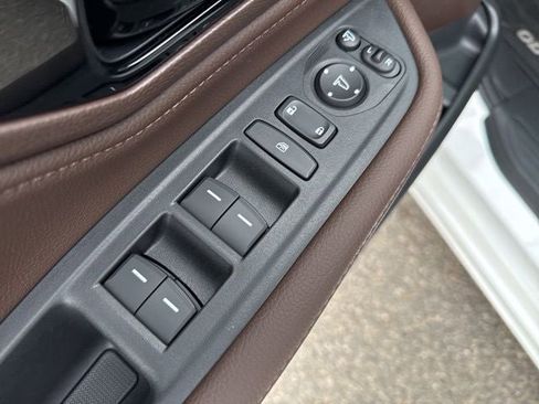 Used 2025 Honda Odyssey Elite image 24