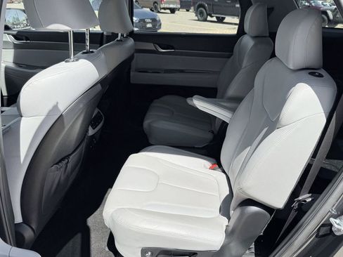 Used 2021 Hyundai Palisade SEL w/ Premium Package AWD/4WD image 29