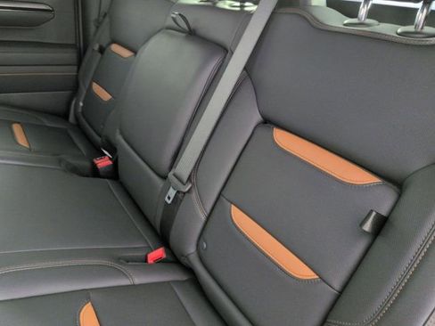 Certified 2025 GMC Sierra 1500 AT4 image 26