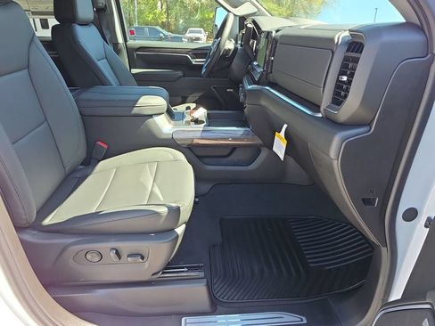 New 2026 Chevrolet Silverado 2500 LTZ w/ Trail Boss Package AWD/4WD image 9