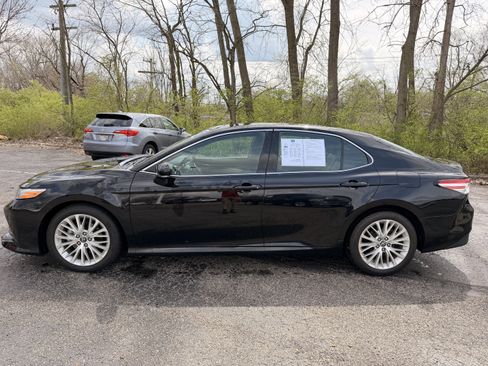 Used 2018 Toyota Camry XLE w/ Protection Package (Q2) image 6