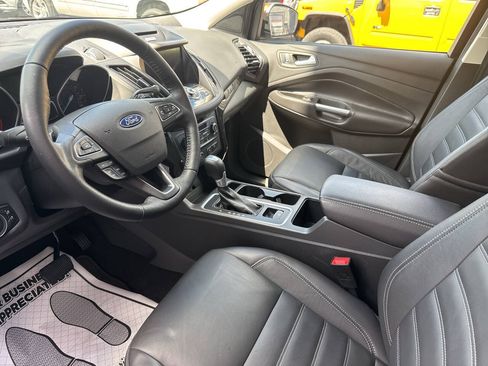 Used 2017 Ford Escape Titanium AWD/4WD image 15