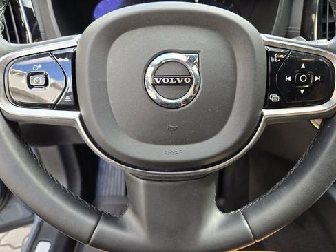 Used 2023 Volvo XC60 B5 Ultimate w/ Protection Package Premier FWD image 26