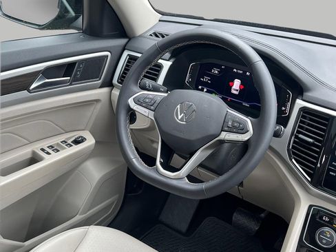 Used 2022 Volkswagen Atlas SE image 22