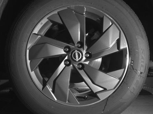 Used 2025 Nissan Rogue SV image 14