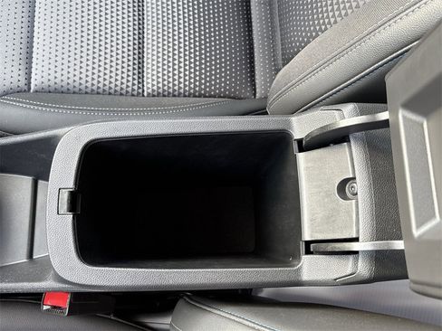 Used 2024 Chevrolet Trax LT w/ Driver Confidence Package image 21