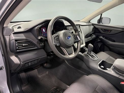 Used 2025 Subaru Outback image 10
