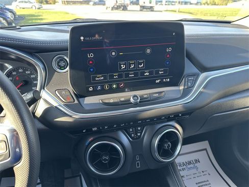 Used 2024 Chevrolet Blazer LT image 18