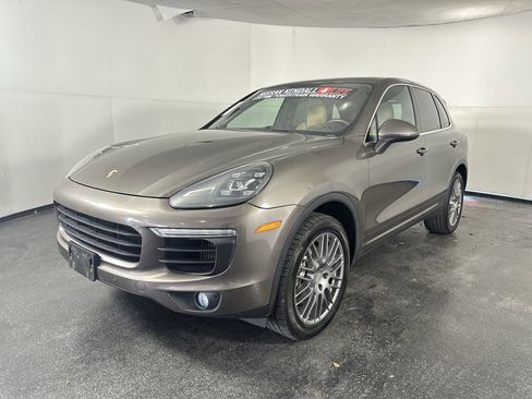 Used 2016 Porsche Cayenne S w/ Premium Plus Package image 6