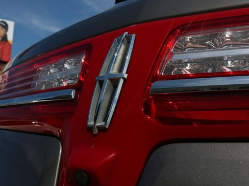 Used 2015 Lincoln MKT AWD w/ Equipment Group 201A image 14